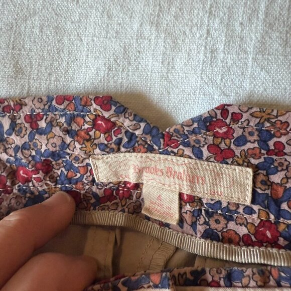 Brooks Brothers Stretch, above the knee skirt.  size 4 - Picture 5 of 5